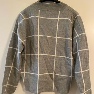 Gray/white window pane mock turtleneck sweater